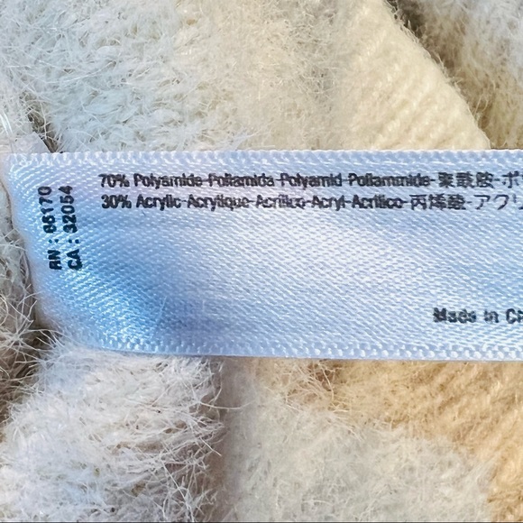 Anthropologie Akemi + Kin Falling Snow Poncho Sweater - Picture 5 of 8